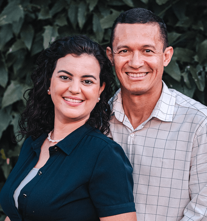 Carlos Vinícius e Barbra Reis